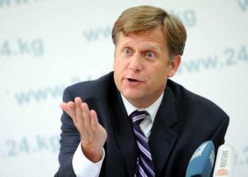 Американский посол планирует встретиться с думскими фракциями