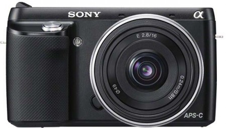Sony анонсувала вихід камери NEX-F3