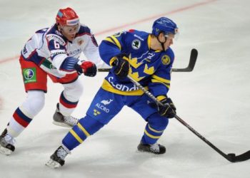 Россияне размялись перед решающим матчем на чемпионате мира по хоккею