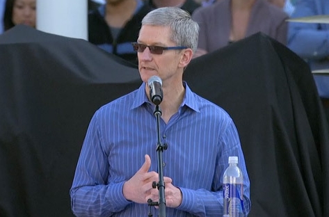 Глава Apple розкритикував