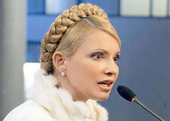Тимошенко обещает судить тех, кто примет закон о языках