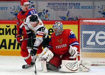 Чемпионат мира по хоккею 2012: против финнов сыграет Варламов