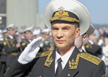 Главком ВМФ уволен за отказ переводить штаб флота в Петербург