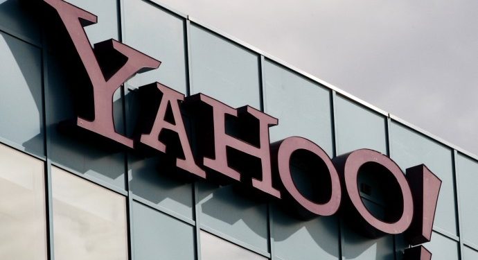Глава Yahoo Томпсон уволен, на его место назначен Левинсон