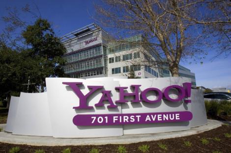 Глава Yahoo може бути звільнений через сумнівні відомості в резюме