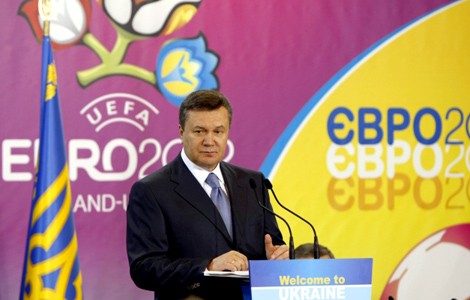 Янукович: Украина готова к Евро-2012 на 100 процентов