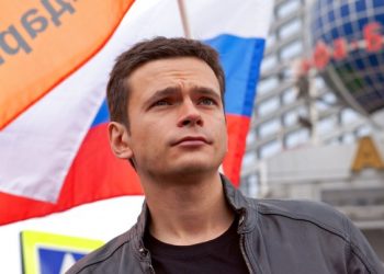Оппозиционеру Яшину грозит 15 суток ареста