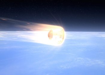 Космический корабль Dragon приводнился в Тихом океане