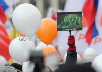 Альтернативный законопроект о митингах отложили на осень