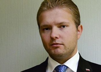 Сына российского омбудсмена Павла Астахова лишили прав после «пьяного» ДТП