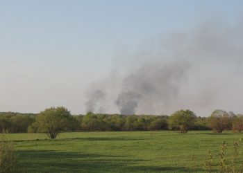 В Приморье прекратились взрывы на горящем складе боеприпасов