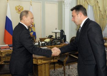 Путин и дальше будет приводить рабочих людей в политику
