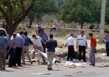 Очевидцы: взрыв в Махачкале разнёс многотонную пожарную машину в клочья
