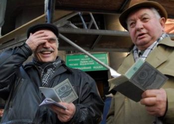 Янукович хочет вернуть вклады Сбербанка СССР за 3 года