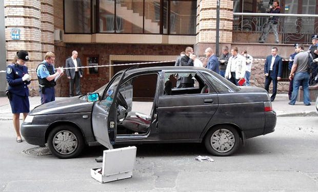 В центре Киева обстрелян автомобиль