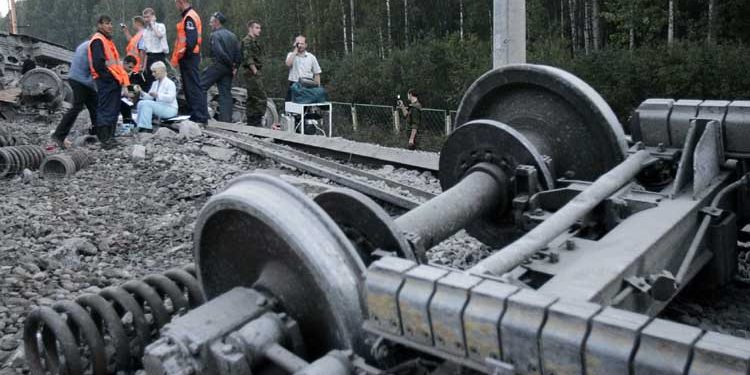 В Крыму сошли с рельс 19 вагонов