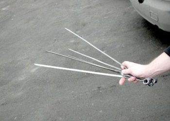 В Московском автобусе женщину закололи шампуром