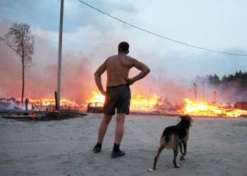 В Красноярском крае горит село Разгуляевка