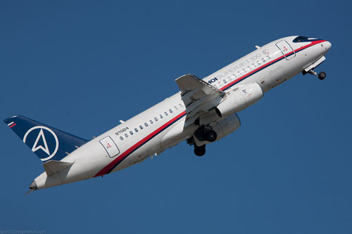 Из-за неполадок вернулся в Шереметьево авиалайнер SSJ-100, направлявшийся в Данию