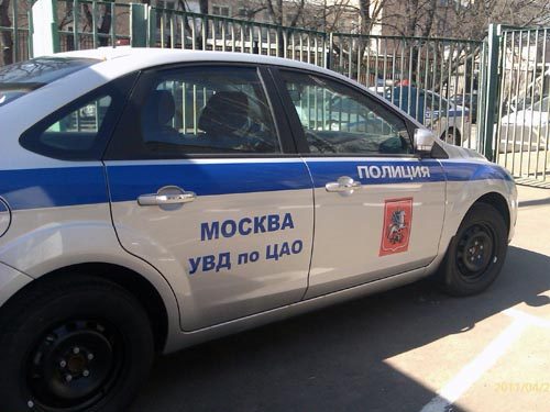 Полицейский автомобиль сбил подростка в Москве