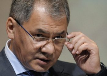 Шойгу предложил выводить промпредприятия из Москвы в область