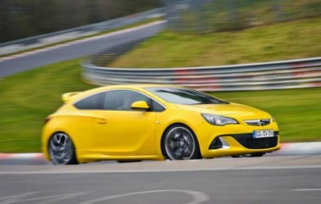 Нові деталі про Opel Astra OPC