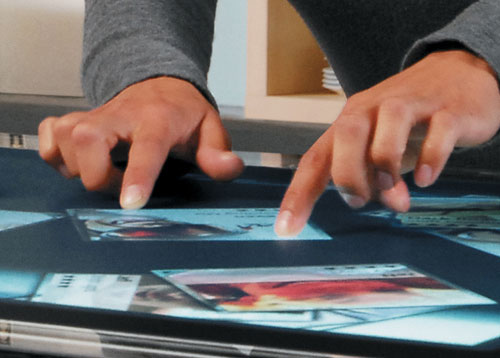Microsoft представила новый планшетный компьютер Surface
