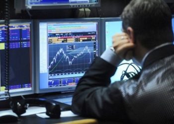 Цена на нефть сегодня опустилась ниже отметки в $100 за баррель