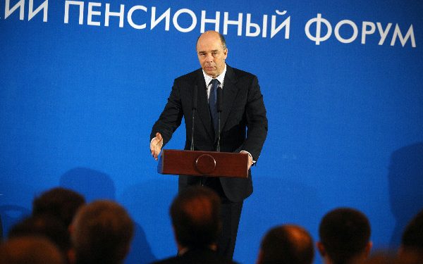 Минфин отказался от идеи повышать пенсионный возраст