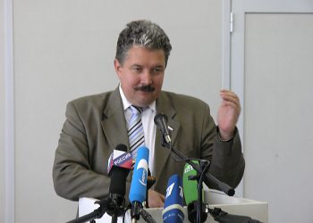 Минюст зарегистрировал партию С.Бабурина