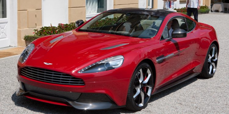 Aston Martin показав нове елегантне купе
