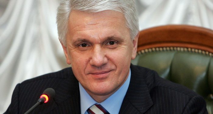 Литвин: финансовые затраты на Евро-2012 не окупятся