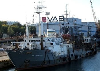 Из Турции вернулись украинские моряки