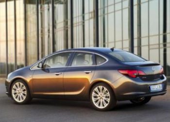 Opel офіційно показала новий седан Astra