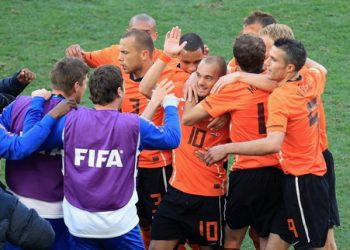 Ван Марвейк: согласен, Нидерланды — фаворит, но это не значит, что будет легко