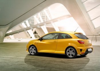 Seat представила трьохдверну Ibiza
