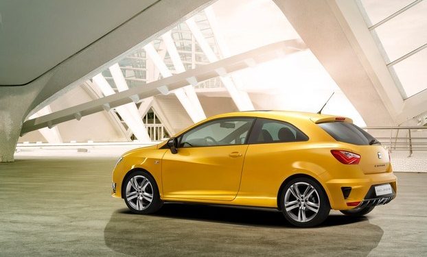 Seat представила трьохдверну Ibiza