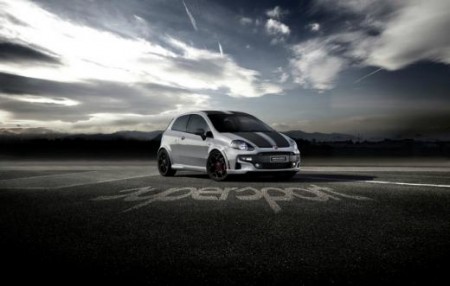 Abarth готується розпочати продаж Punto Supersport