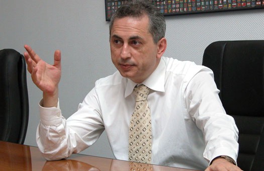 Колесников призвал болельщиков вывесить украинские флаги во время Евро-2012