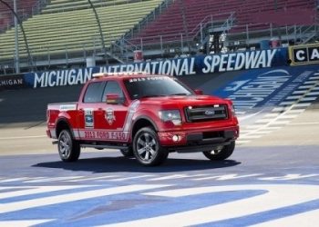 Ford F-150 візьме участь у гоночній серії NASCAR