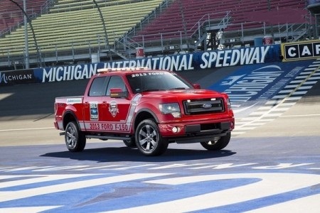 Ford F-150 візьме участь у гоночній серії NASCAR