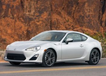 Через відсутність сторінки в інструкції Scion FR-S і Subaru BRZ можуть выдкликати