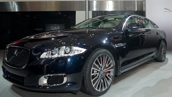 Про Jaguar XJ Ultimate
