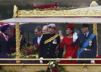На церемонію королеви заявився секс-маніяк