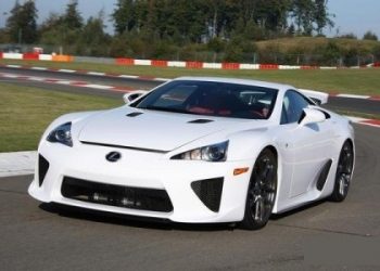 Незважаючи на високу ціну, лише 10 Lexus LF-A залишилися в продажу