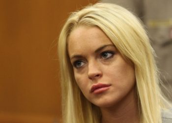 Линдси Лохан находится в больнице после ДТП