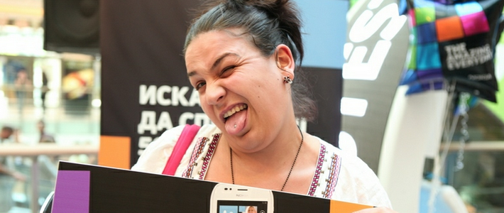 Покупцям Lumia 900 запропонували відбілити зуби