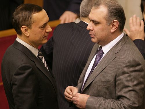 Заседания суда будут вестись на русском языке?