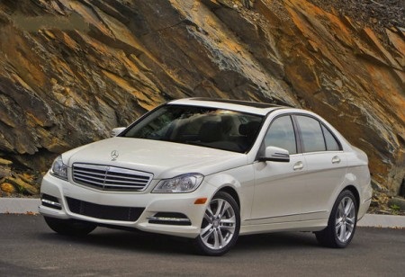 Новий Mercedes C300 отримає більше потужності