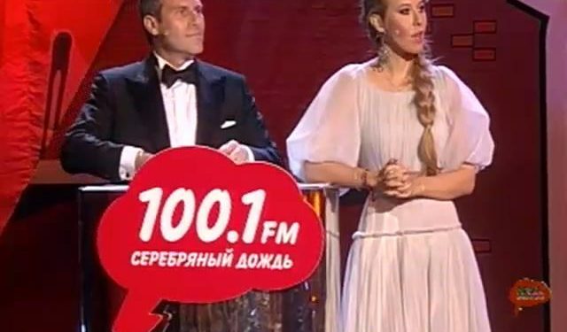 От общественности ждут реакции на вручение Патриарху «Серебряной калоши»